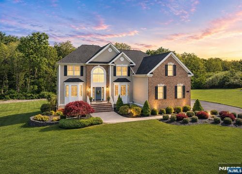 16 Saint Andrews Court, Mount Olive Township, NJ, 07836 | Card Image