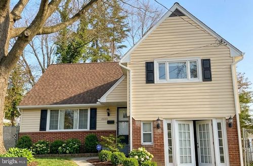 5905 Mustang Dr, RIVERDALE, MD, 20737-2548 | Card Image