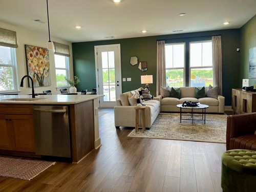 138 Valentine Aly, Nashville, TN, 37218-3059 | Card Image