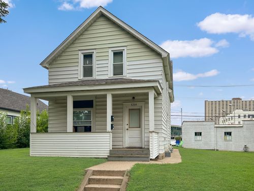 1214 Sherburne Ave, Saint Paul, MN, 55104-7422 | Card Image