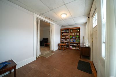 Entry Foyer | Image 3