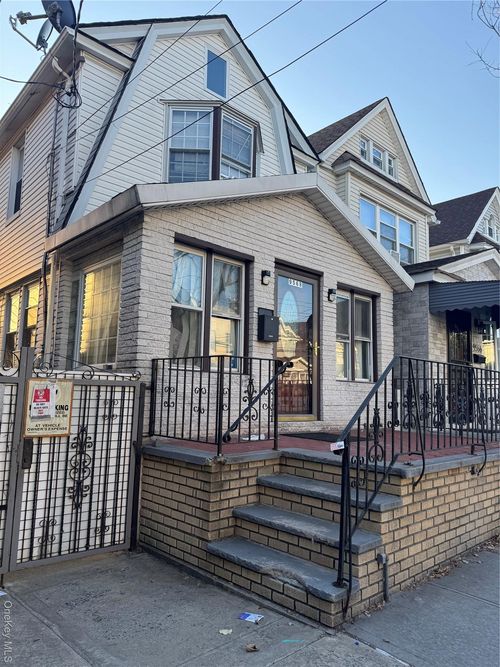 9568 115th St, South Richmond Hill, NY, 11419-1126 | Card Image