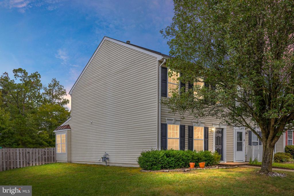 Matti Hill Ct, Fredericksburg, VA 22408