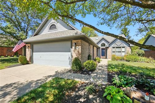 4964 Field Point Ct, Dayton, OH, 45440-4443 | Card Image