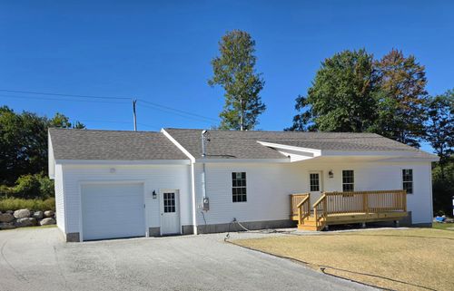 19 Welchville Commons Dr, Oxford, ME, 04270-3589 | Card Image