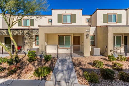 3501 Arcadian King Ave, Las Vegas, NV, 89106-1108 | Card Image