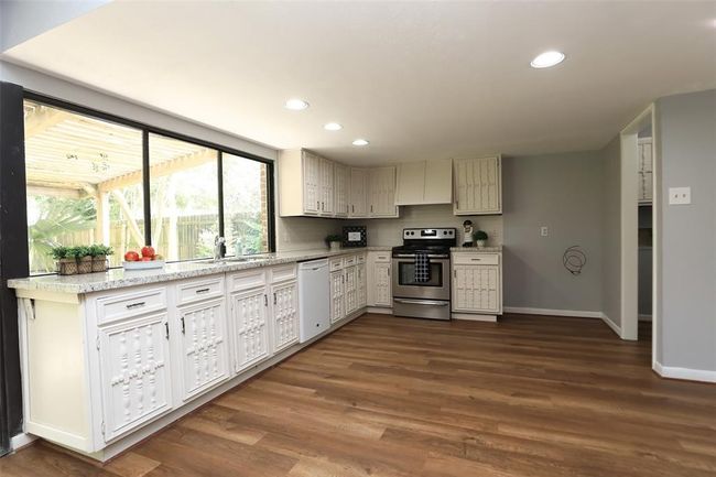 3903 Coltwood Dr, House other with 3 bedrooms, 2 bathrooms and 2 parking in Spring TX | Image 12