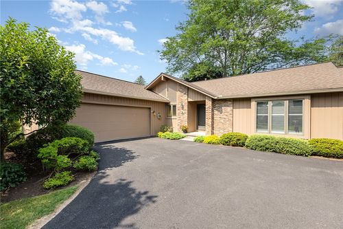 3 Shadow Pines Dr, Penfield, NY, 14526-1014 | Card Image
