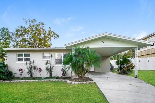 924 Avenue T Se, WINTER HAVEN, FL, 33880-4619 | Card Image