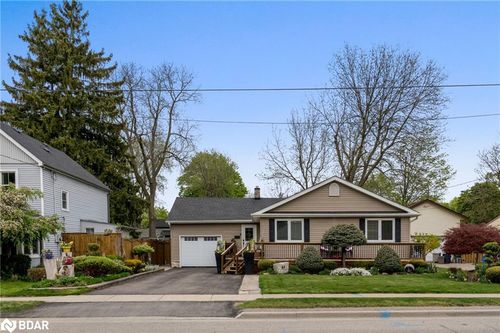 41 John St, Georgetown, ON, L7G2J9 | Card Image