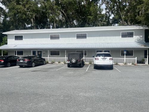 18634 Nw 231st St, HIGH SPRINGS, FL, 32643-7043 | Card Image