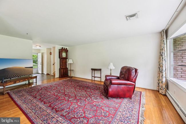 7410 Good Luck Rd, House other with 4 bedrooms, 3 bathrooms and null parking in LANHAM MD | Image 9
