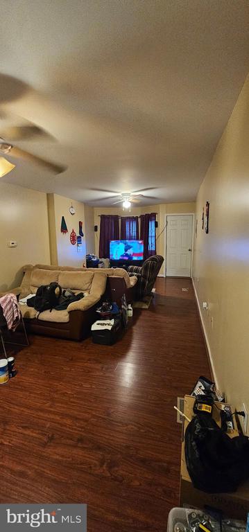 Clinton Ave, Trenton, NJ 08610