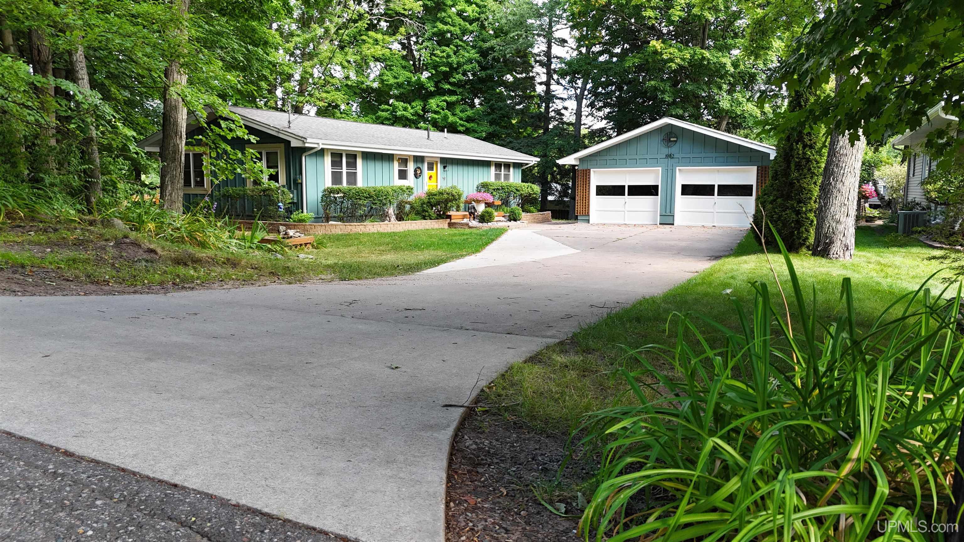Orchard St, Marquette, MI 49855