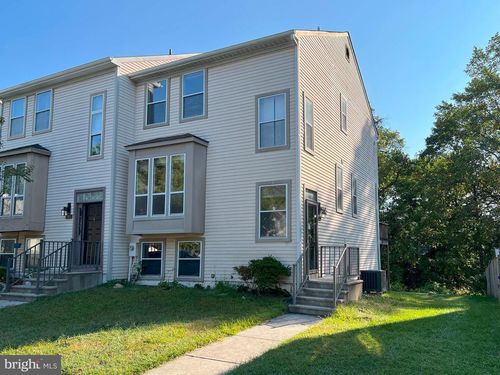 7812 Whistling Pines Ct, ELLICOTT CITY, MD, 21043-6951 | Card Image