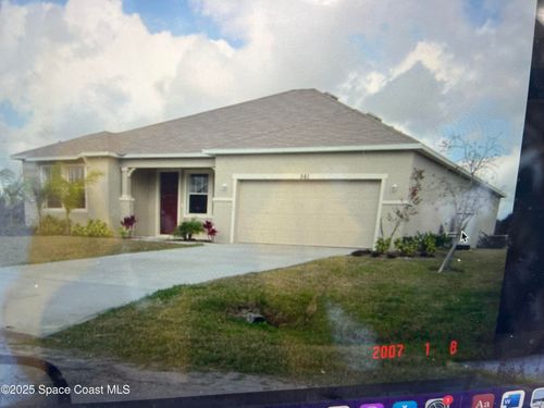 561 Lambert St Sw, Palm Bay, FL, 32908-4972 | Card Image