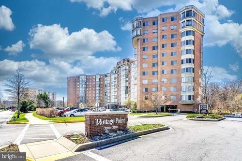 apt-911-3200 N Leisure World Blvd, SILVER SPRING, MD, 20906-7621 | Card Image