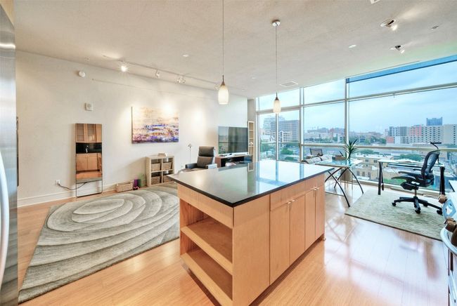 APT-809 - 555 E 5 Th St, Condo with 1 bedrooms, 1 bathrooms and 1 parking in Austin TX | Image 4