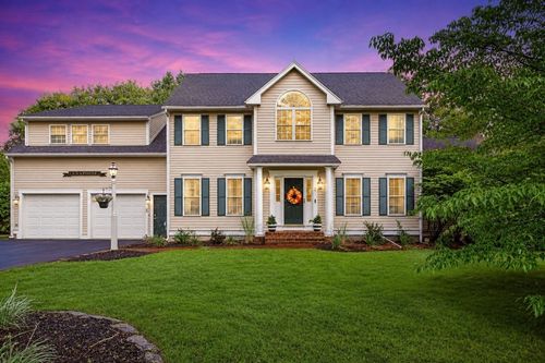 2 Sherwood Dr, Halifax, MA, 02338-1644 | Card Image