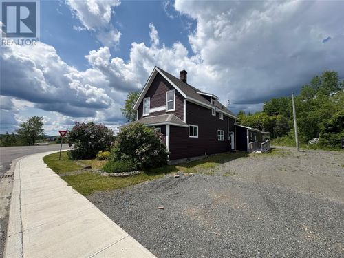 9 Mill Rd, Grand Falls Windsor, NL, A2A1B8 | Card Image