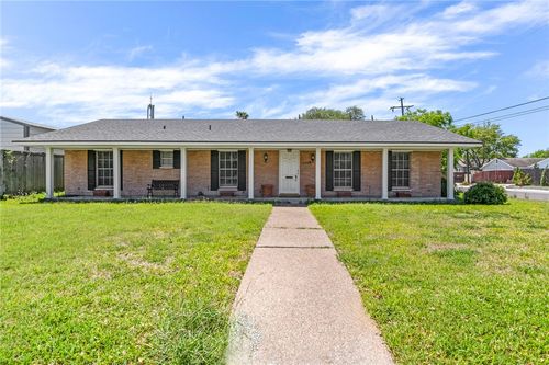 3401 Floyd St, Corpus Christi, TX, 78411-1425 | Card Image