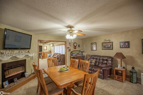 122 Parkside Dr, Algona, IA, 50511-7244 | Card Image