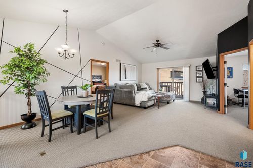 6-9268 W Norma Trl Trail, Sioux Falls, SD, 57106 | Card Image