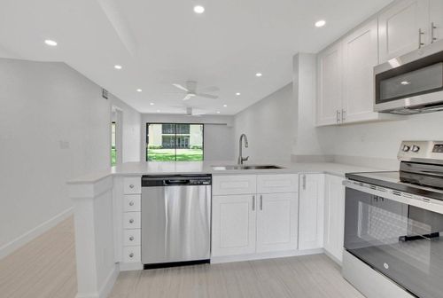 a107-3939 Ne 5th A107 Avenue, Boca Raton, FL, 33431 | Card Image