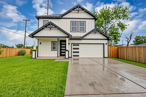 3168 Golfcrest Blvd, Houston, TX, 77087-2301 | Card Image