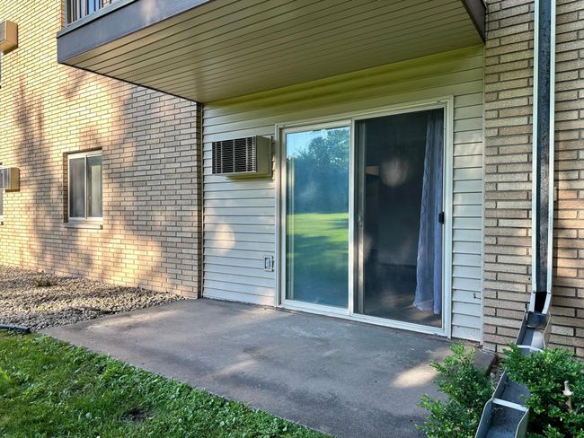 Patio | Image 4