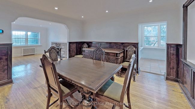 2 Sandringham Dr, House other with 4 bedrooms, 3 bathrooms and 6 parking in North York ON | Image 6