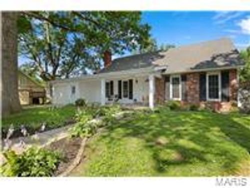 111 Holman St, Washington, MO, 63090-2925 | Card Image