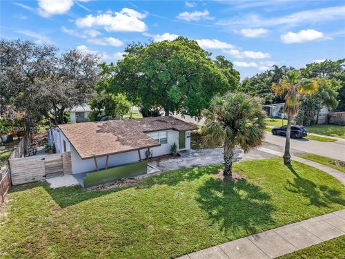 730 Ne 58th St, Oakland Park, FL, 33334-3544 | Card Image
