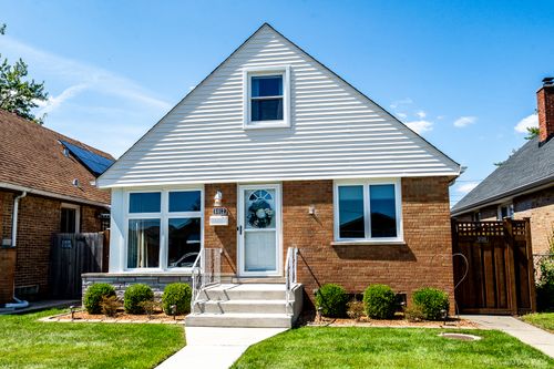6012 S Melvina Ave, Chicago, IL, 60638-4304 | Card Image