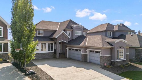 92 Cranarch Hts Se, Calgary, AB, T3M0V6 | Card Image