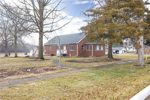 1402 Maple St, Chillicothe, MO, 64601-1531 | Card Image