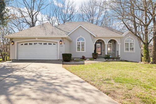2520 W Arlington Street, Springfield, MO, 65810 | Card Image