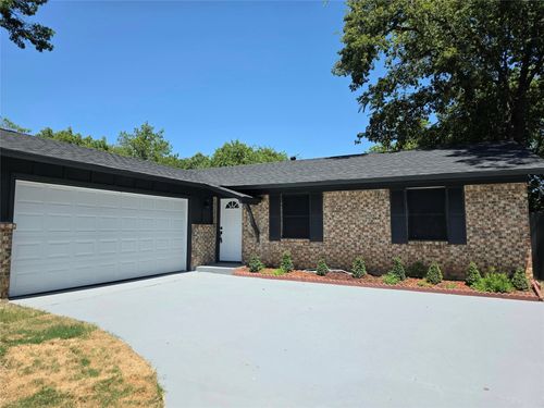 1824 Westchester St, Denton, TX, 76201-2582 | Card Image