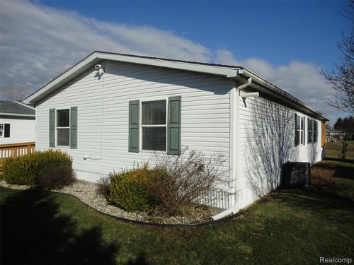 302 Salvia Ct, Erie, MI, 48133 | Card Image