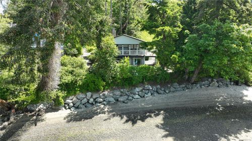 8041 Dyke Rd, Crofton, BC, V0R1R0 | Card Image