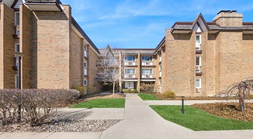 apt-2e-300 Claymoor, Hinsdale, IL, 60521-5076 | Card Image