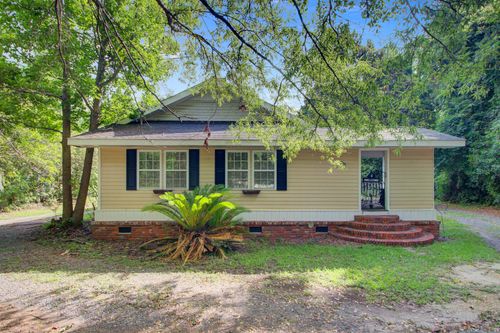 3943 Byrnes Dr, Saint Stephen, SC, 29479-3987 | Card Image