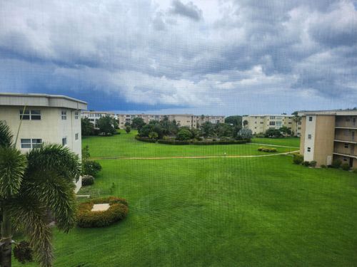 402-2600 Ne 1st Ln, Boynton Beach, FL, 33435-1945 | Card Image