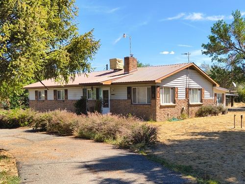 20710 Highway 550, Montrose, CO, 81403-8619 | Card Image