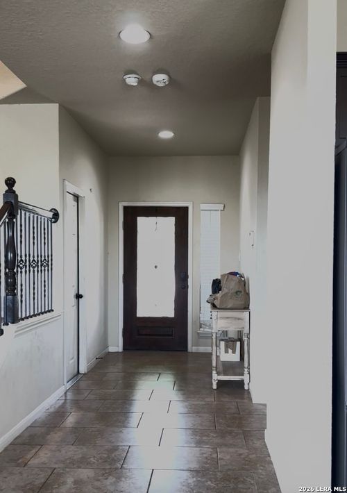 9010 Phoenix Park, Converse, TX, 78109-3797 | Card Image