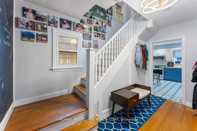 1 College St, House other with 4 bedrooms, 3 bathrooms and 2 parking in Kingston ON | Image 16