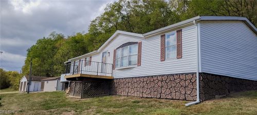 52433 State Route 379, Quaker City, OH, 43773-9212 | Card Image