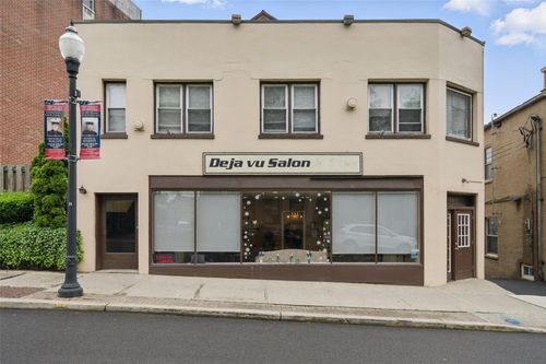 33 Park Ave, Suffern, NY, 10901-5537 | Card Image