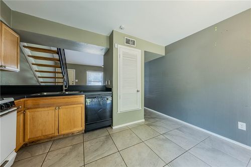 apt-c-3468 Willowrun Dr, Austin, TX, 78704-7366 | Card Image