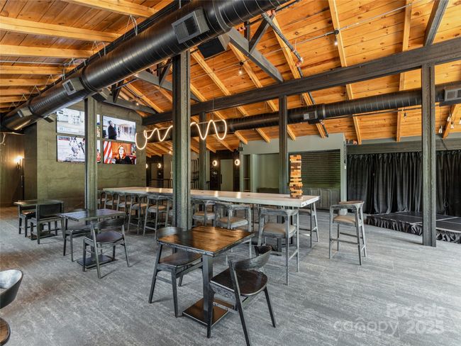 Ski Lodge & Restaurant | Image 33